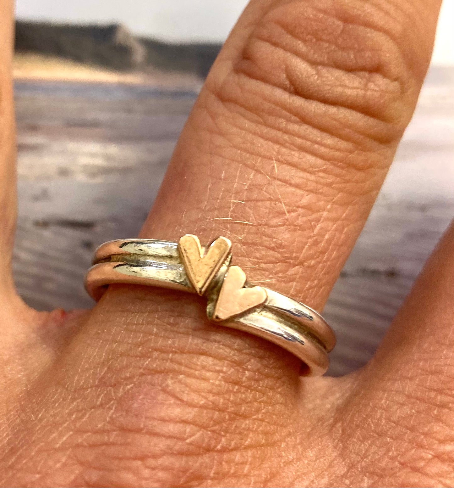 Gold hearts ring