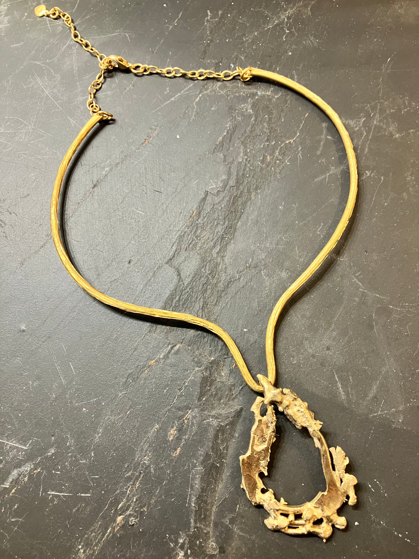 Paviland_Cave_necklace