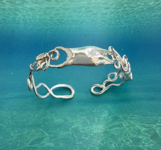 Mermaids purse silver cuff bracelet