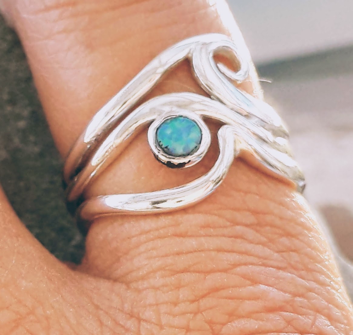 Opal clearance stacker ring