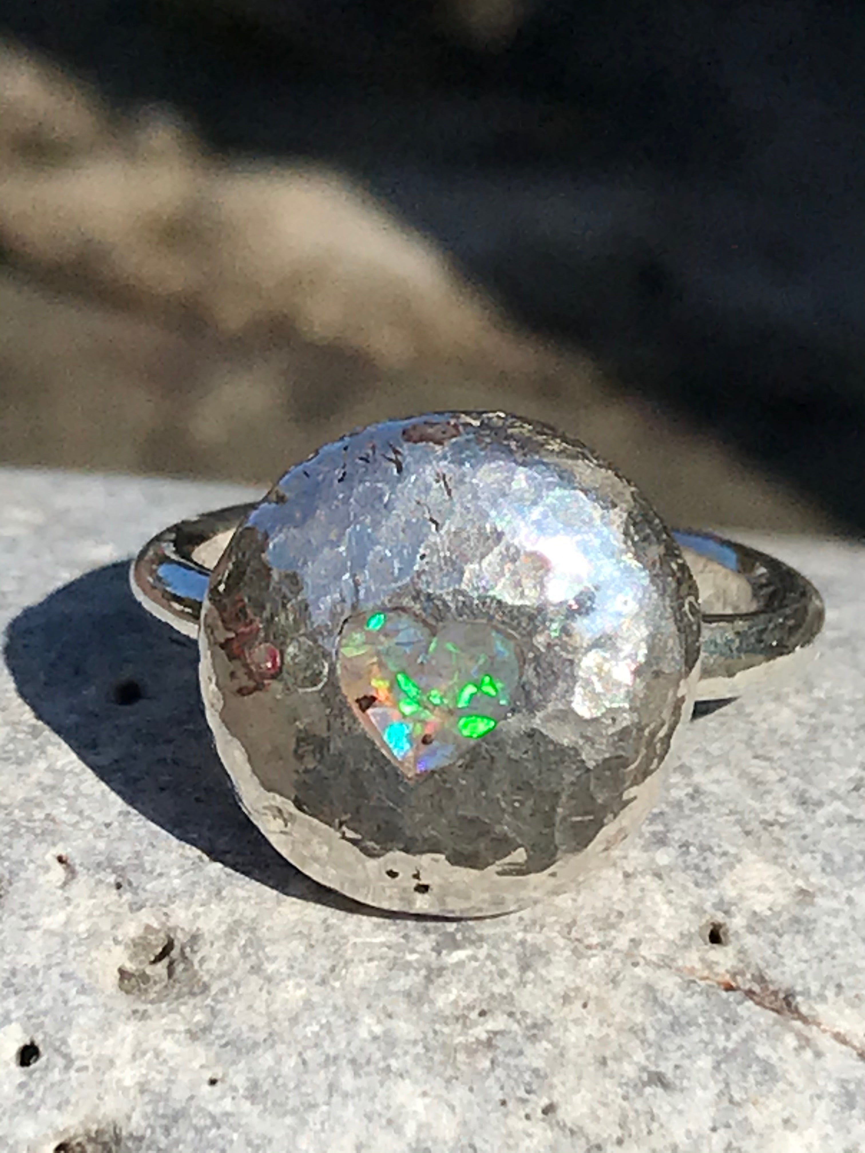 Silver hot sale pebble ring