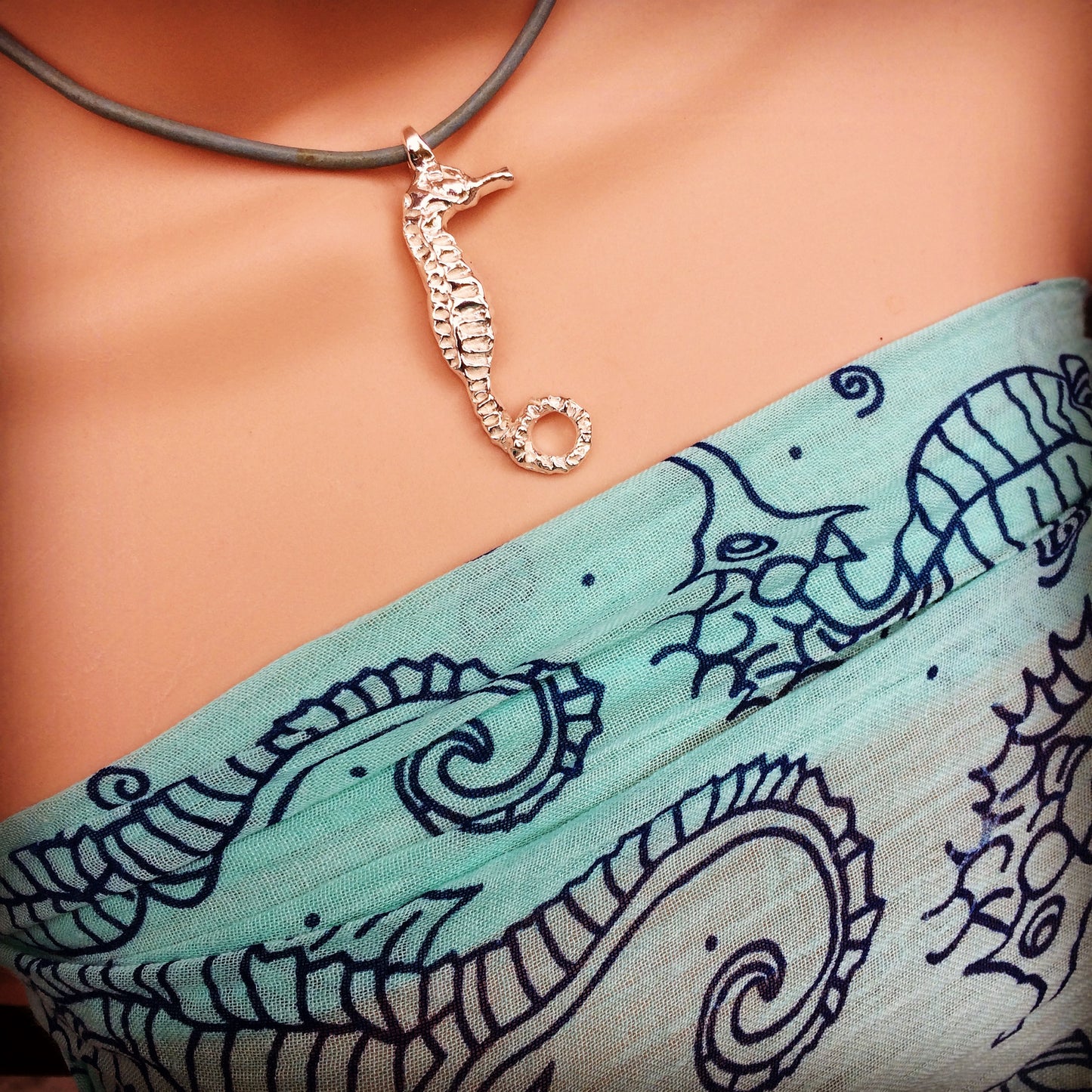 Silver seahorse necklace