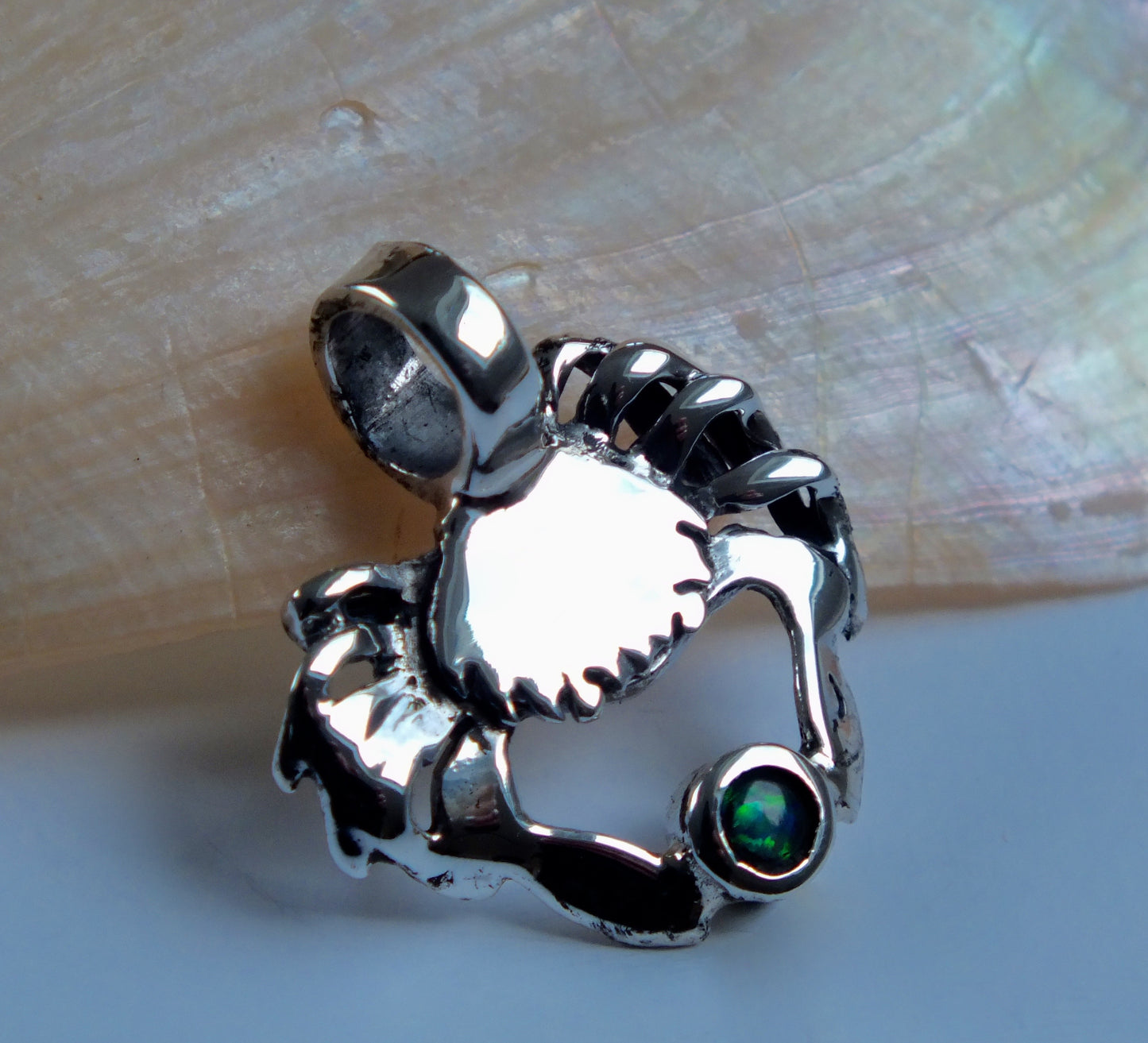 Crab charm